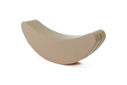 Keinuva banaani - useita v&auml;rej&auml;