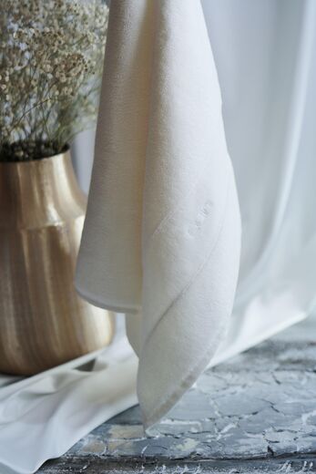 Organic Elegance Kylpypyyhe 70x140cm - Cloud